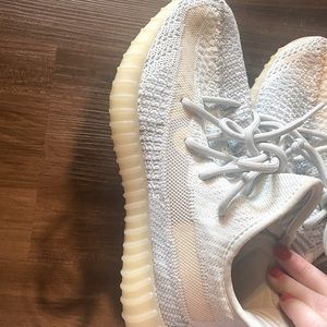 Yeezy 350 Boost (non-reflective) Cloud White